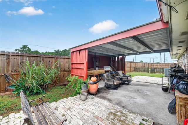 4310 Luella Avenue, Deer Park, TX 77536
