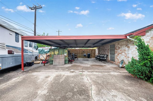 4310 Luella Avenue, Deer Park, TX 77536