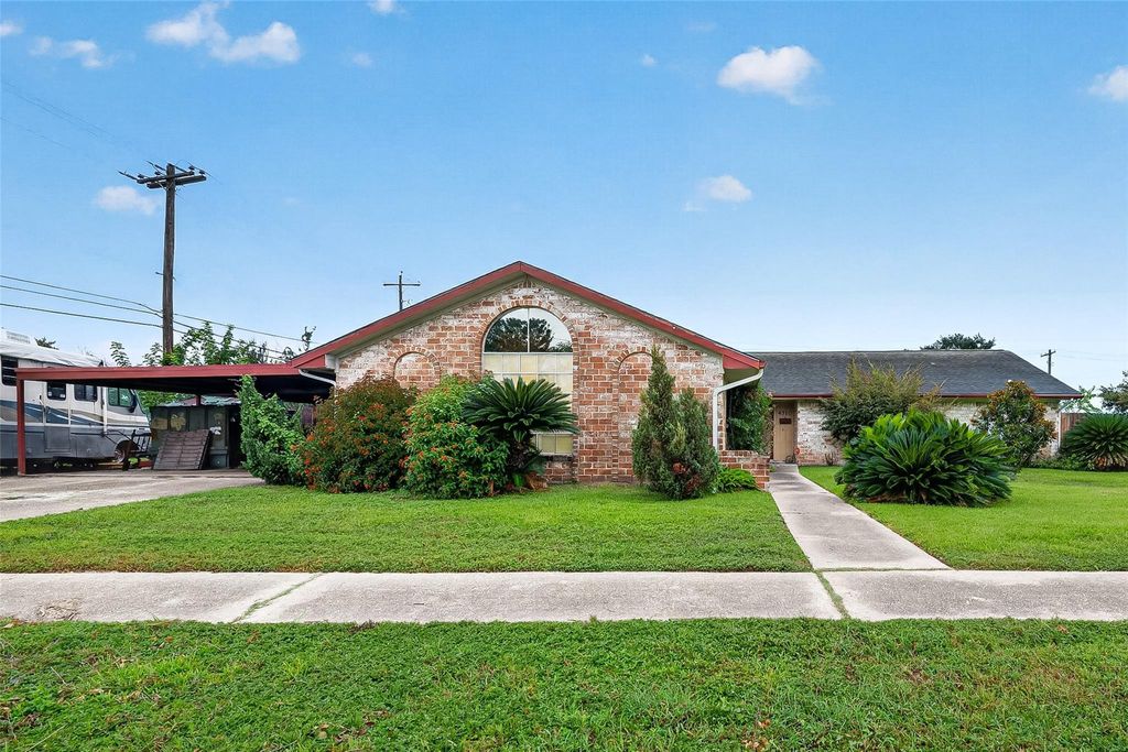 4310 Luella Avenue, Deer Park, TX 77536
