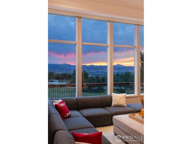160 Ponderosa Dr, Boulder, CO 80303