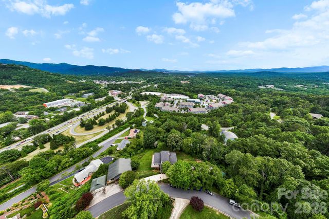 16 Audubon Drive, Asheville, NC 28804