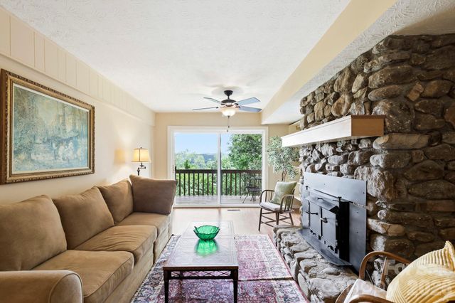 16 Audubon Drive, Asheville, NC 28804