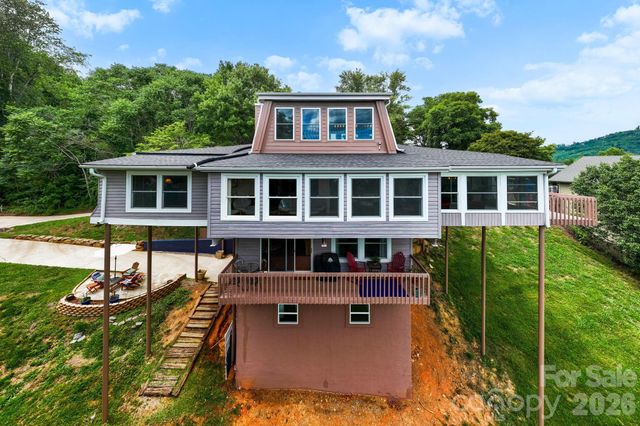 16 Audubon Drive, Asheville, NC 28804