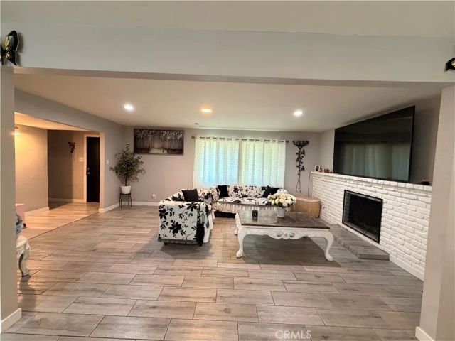 3205 Durrwood, Bakersfield, CA 93304