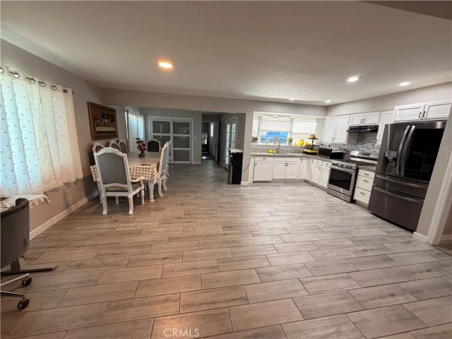 3205 Durrwood, Bakersfield, CA 93304