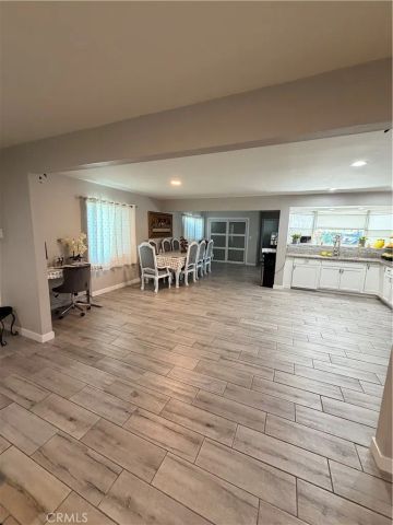 3205 Durrwood, Bakersfield, CA 93304