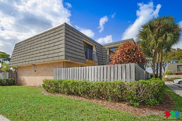 1704 17th Way, West Palm Beach, FL 33407