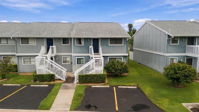 6033 34TH STREET W 20, Bradenton, FL 34210