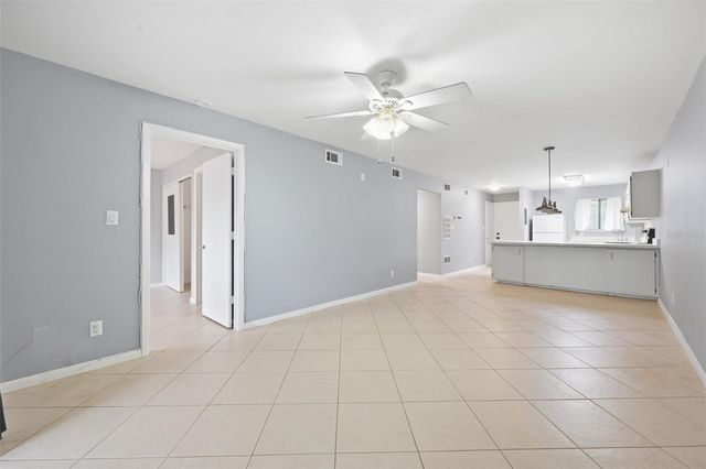 6033 34TH STREET W 20, Bradenton, FL 34210