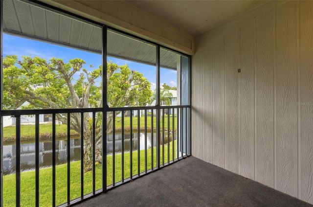 6033 34TH STREET W 20, Bradenton, FL 34210