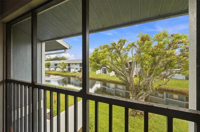 6033 34TH STREET W 20, Bradenton, FL 34210