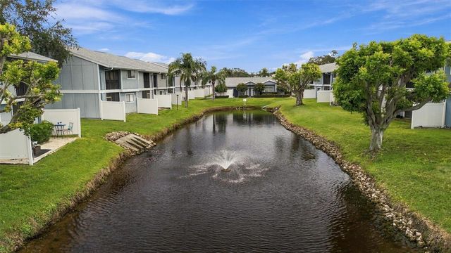 6033 34TH STREET W 20, Bradenton, FL 34210