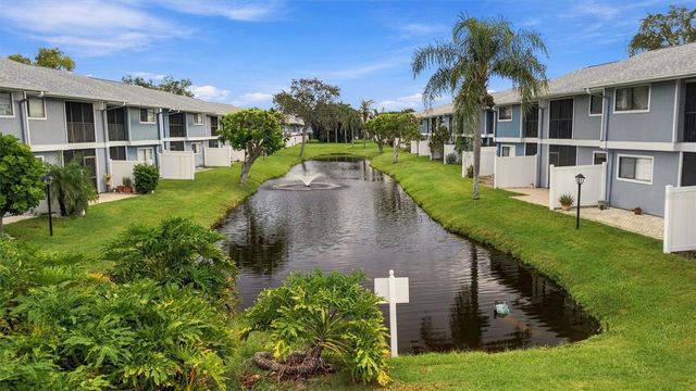 6033 34TH STREET W 20, Bradenton, FL 34210