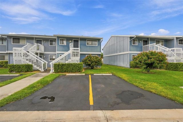 6033 34TH STREET W 20, Bradenton, FL 34210