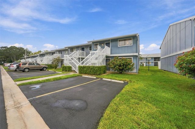 6033 34TH STREET W 20, Bradenton, FL 34210