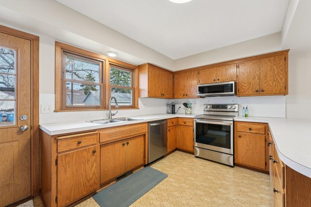 7341 5th Avenue S, Richfield, MN 55423