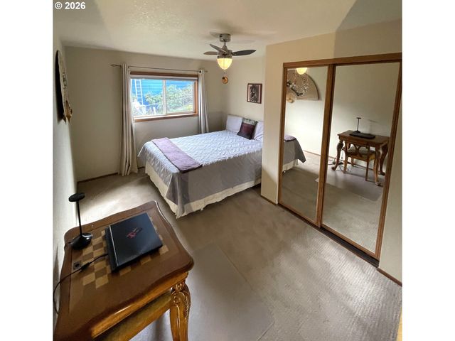 1945 SUNRISE Blvd, Eugene, OR 97405