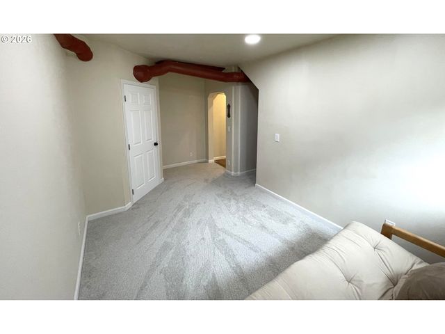 1945 SUNRISE Blvd, Eugene, OR 97405