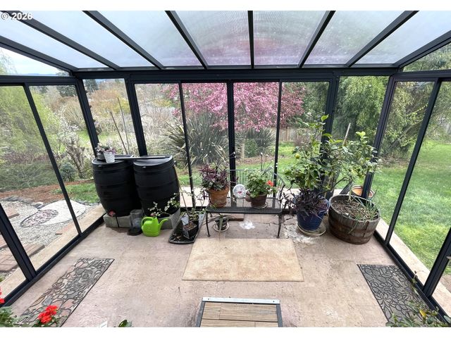 1945 SUNRISE Blvd, Eugene, OR 97405