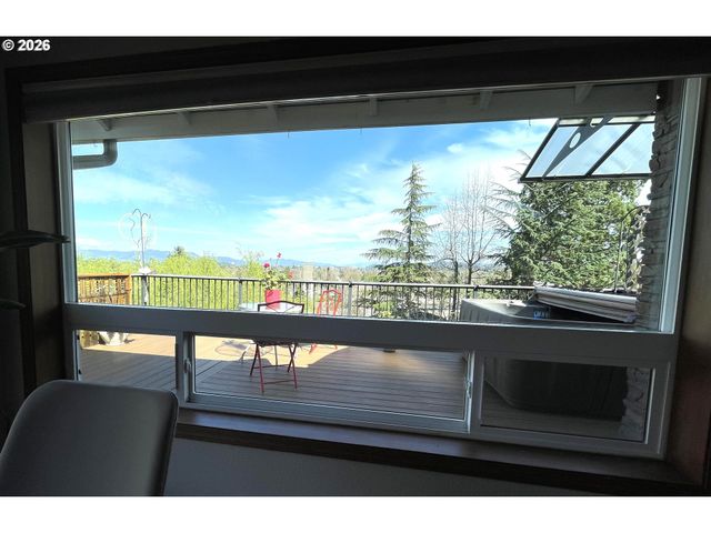 1945 SUNRISE Blvd, Eugene, OR 97405