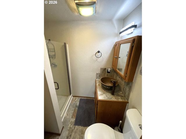 1945 SUNRISE Blvd, Eugene, OR 97405