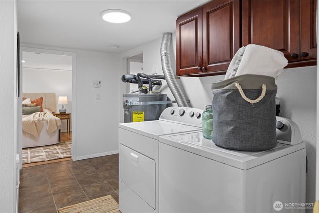 10044 12th Avenue NW, Seattle, WA 98177