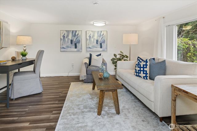 10044 12th Avenue NW, Seattle, WA 98177