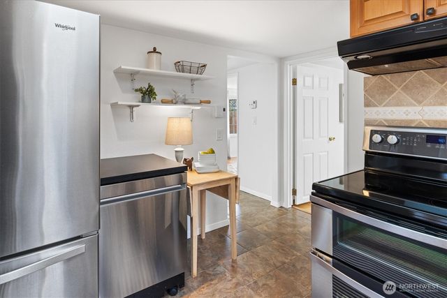 10044 12th Avenue NW, Seattle, WA 98177