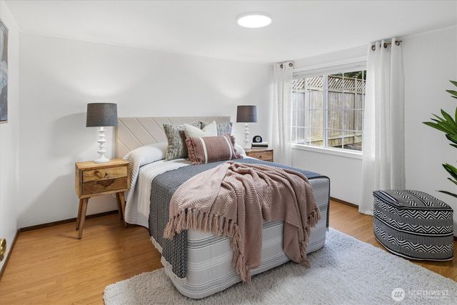 10044 12th Avenue NW, Seattle, WA 98177