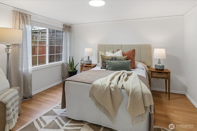 10044 12th Avenue NW, Seattle, WA 98177