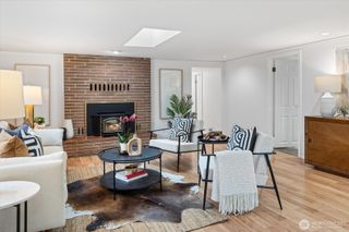 10044 12th Avenue NW, Seattle, WA 98177