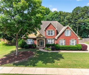 3690 Blackgold Drive, Buford, GA 30519