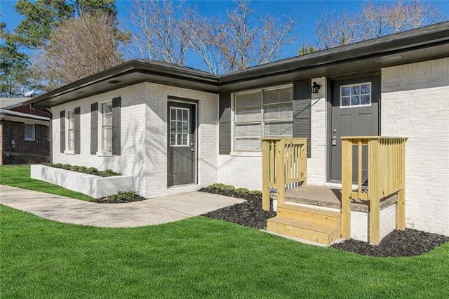 6012 Danbury Court, Morrow, GA 30260