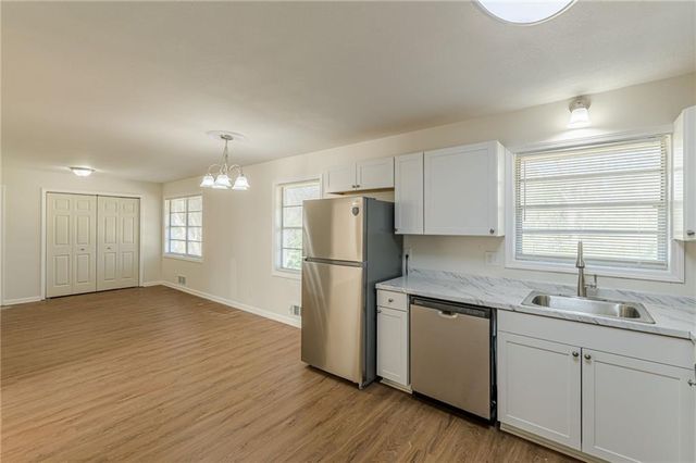 6012 Danbury Court, Morrow, GA 30260