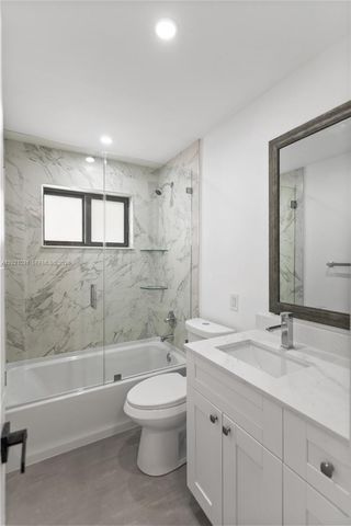 3743 NE 16th Ter, Pompano Beach, FL 33064