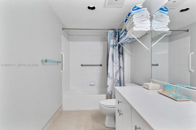 17375 Collins Avenue 1507, Sunny Isles Beach, FL 33160
