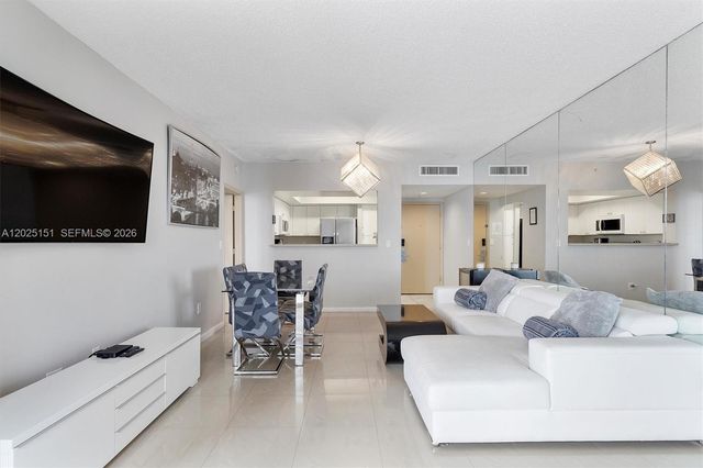 17375 Collins Avenue 1507, Sunny Isles Beach, FL 33160