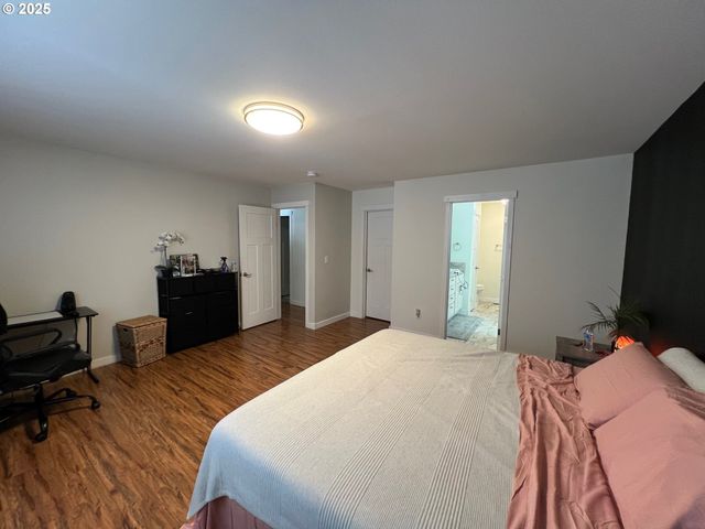 16042 SPARKS Dr, La Pine, OR 97739