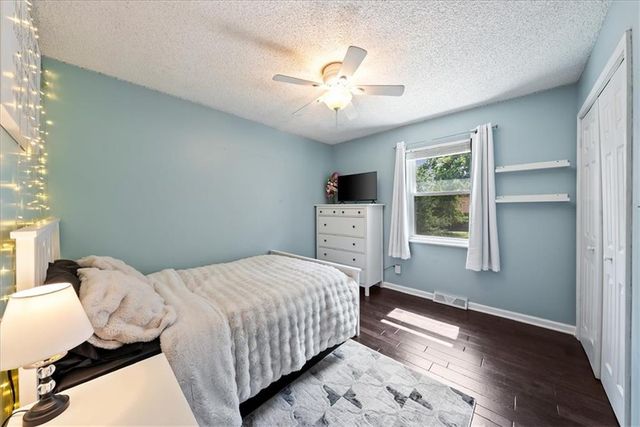 4706 Stearns Lane, Shawnee, KS 66203