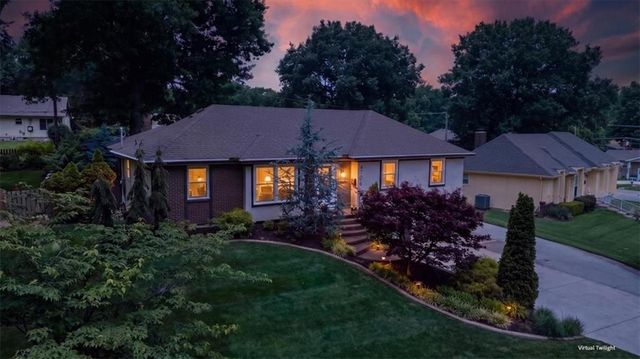 4706 Stearns Lane, Shawnee, KS 66203