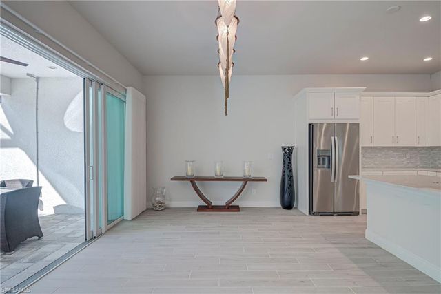 9087 Saint Lucia DR, Naples, FL 34114