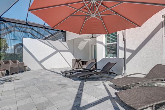 9087 Saint Lucia DR, Naples, FL 34114