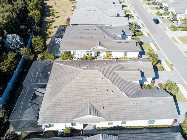 9087 Saint Lucia DR, Naples, FL 34114