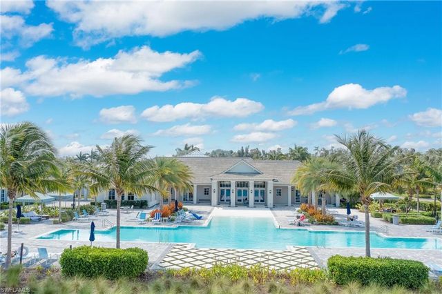 9087 Saint Lucia DR, Naples, FL 34114