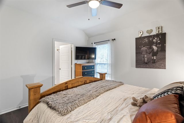 932 Devils River Drive, Granbury, TX 76048