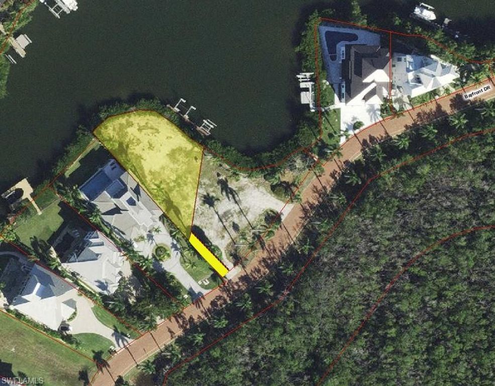 203 Bayfront DR, Bonita Springs, FL 34134