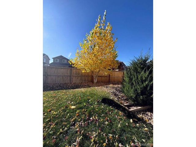 19590 Glendale Ln, Parker, CO 80134