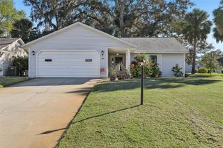 304 BRIGADOON CIRCLE, Leesburg, FL 34788