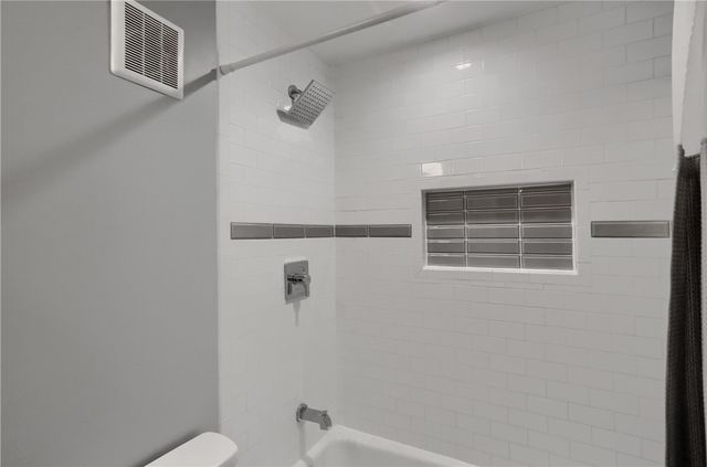 444 Country View Ct, Pennsbury, PA 15205