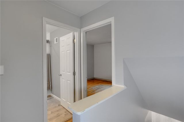 444 Country View Ct, Pennsbury, PA 15205